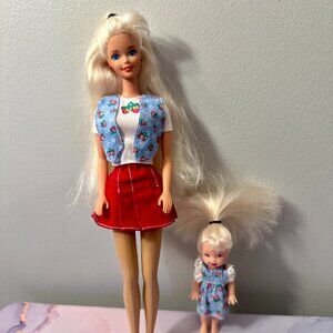 1996 Shopping Fun Barbie with Kelly Doll